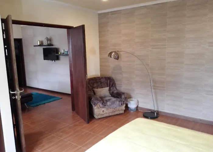 Alojamento Santa Cruz * 拉戈阿