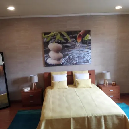 Alojamento Santa Cruz *