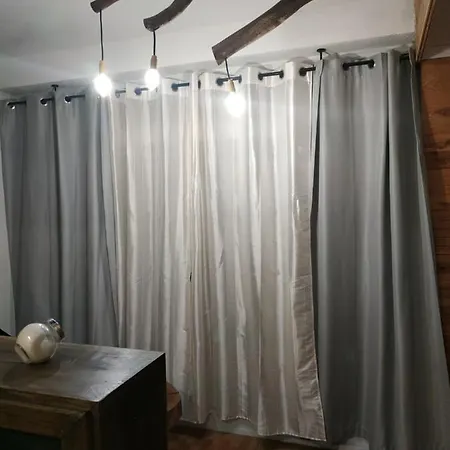 农家乐 Alojamento Santa Cruz *